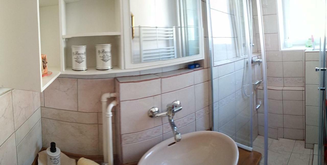 Apartment Janja Vojnik Ngoại thất bức ảnh